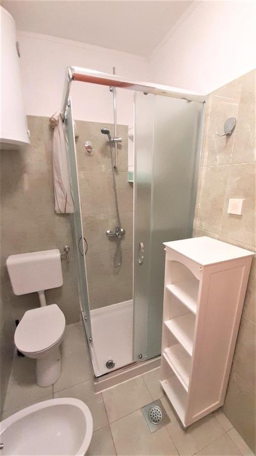 Apartments Nadia Sokolic Nerezine Ngoại thất bức ảnh